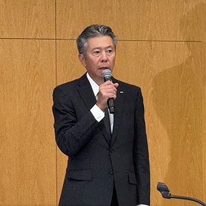 健康食品業界に衝撃　サントリー、新浪会長が辞任　サプリ購入で警察捜査