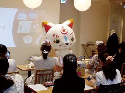 千趣会がキャラおせちで試食会開催、「刀剣乱舞」のファンを招待